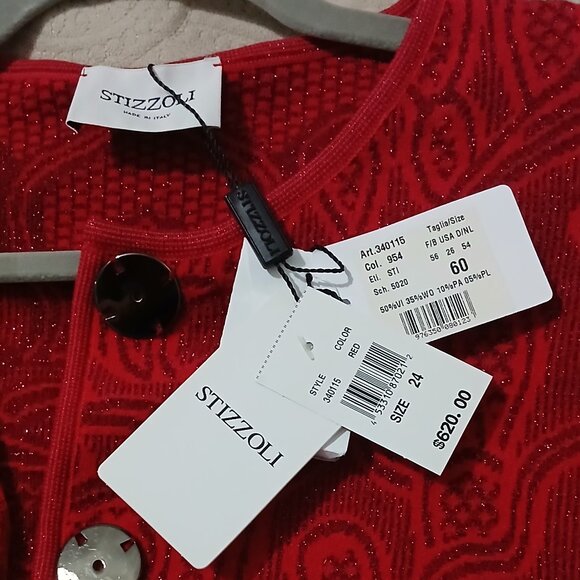 Red jacket - Picture 4 of 5